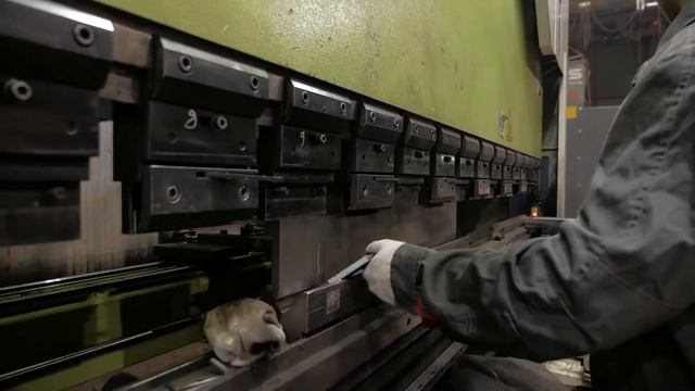 Работа гибочного станка смотреть онлайн