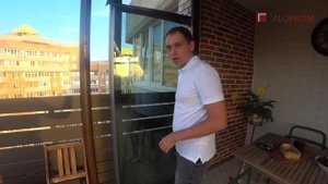 Безрамное остекление террасы на крыше жилого дома