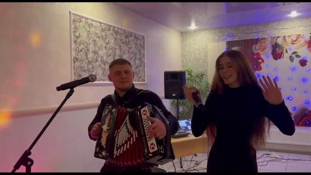 Дмитрий и Олеся Пестовы - Любимой песню я пою.