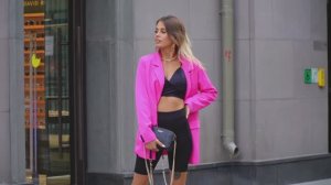 4K. Hot release️ Moscow today, Russian youth walks and relaxes on the Patriarch s Ponds.