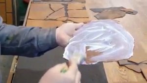 Монтаж гибкого колотого сланца Литобрик