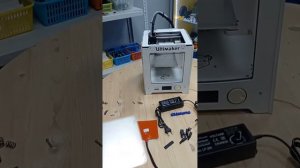 Переделка 3д принтера Ultimaker 2 Go - подогреваемый стол и сменное сопло.