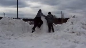 Пойдём, убьём снеговика!