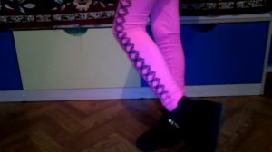 Челлендж . Примеряем мамины сапоги.