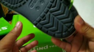 Mở hộp dép đi biển Bayaband clog- Crocs từ Trung Quốc và cái kết bất ngờ khi shop giải quyết