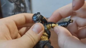 ОБЗОР НА ФИГУРКУ HIYA toys Predator Scout