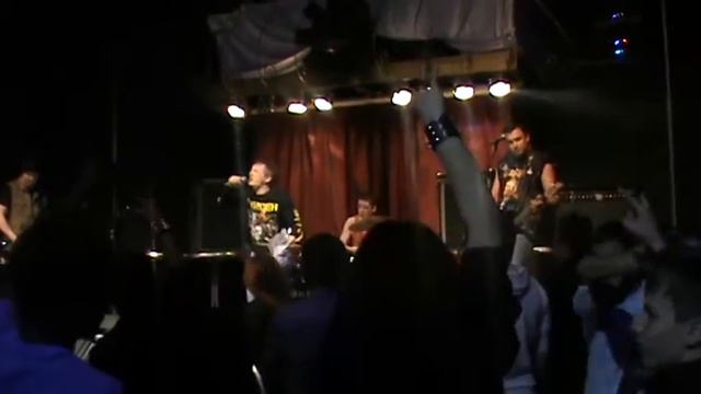 Выступление легендарной punk rock группы---B.F.