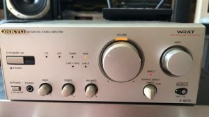 ONKYO A 907X - интегральный усилитель топ-уровня в мини Hi-Fi системе ONKYO INTEC 205.