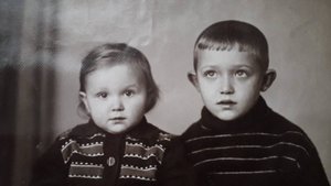 Детство мое, постой! Не спеши!