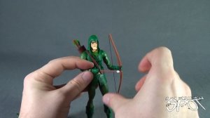 Toy Spot - DC Collectibles DC Icons 03 Green Arrow