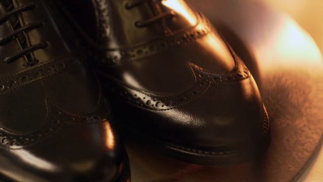 Стильная брендовая обувь: Freya — Black Hi-Shine (BARKER) смотреть онлайн