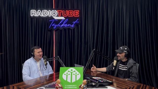 Из банка в программирование || Нодир Латыпов | с Шавкатом Каримовым смотреть онлайн