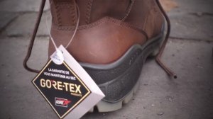 Zurich | Ecco Track 25 Unboxing | 4K