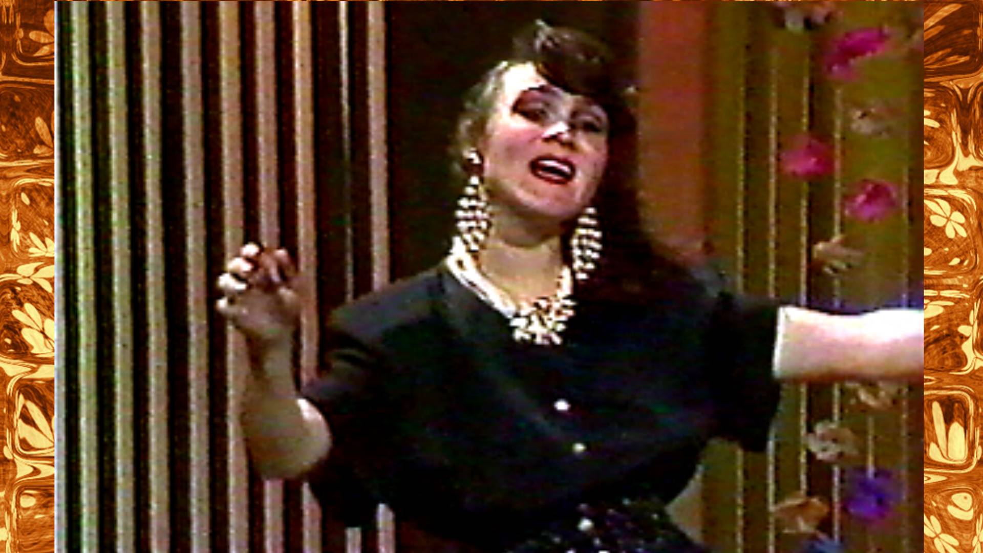 Зухра Миназова- БУРАНЛЫ ТӨННӘРДӘ АДАШТЫМ/ GOT LOST IN A NIGHT SNOWSTORM /ЗАБЛУДИЛАСЬ В БУРАННОЙ НОЧИ смотреть онлайн