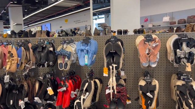 BRANDS FOR LESS IN MOTOR CITY review /WALKING TOUR IN THE NEW BRANDS FOR LESS SHOPPING CENTER DUBAI