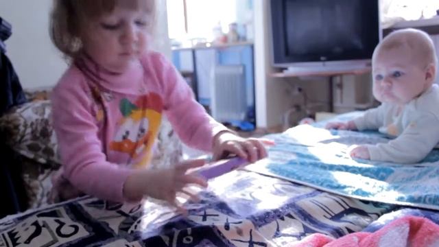 Девочки играют и поют смотреть онлайн