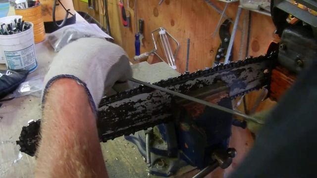 How to FILE a CHAINSAW like a PRO смотреть онлайн