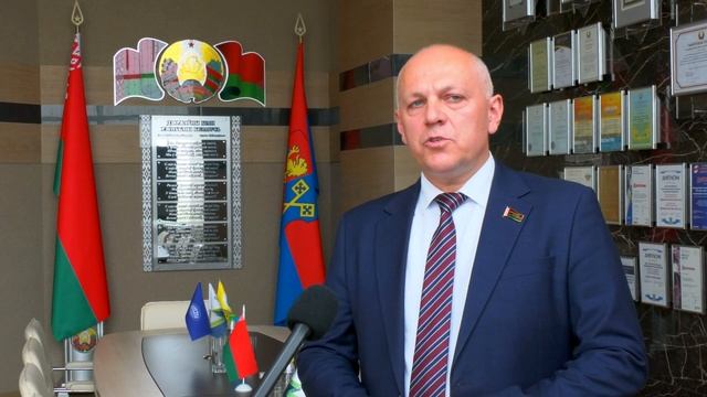 Андрей Жамойда провёл прямую телефонную линию