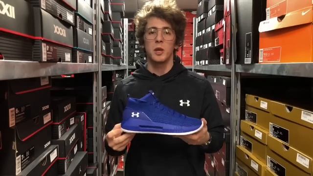 UNDER ARMOUR HEAT SEEKER: PRESENTAZIONE TECNICA смотреть онлайн