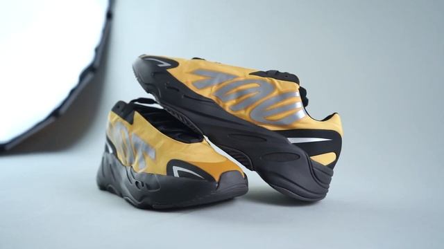 WHY I DON'T LIKE THE ADIDAS YEEZY 700 BOOST MNVN SNEAKERS! (What Do You Think?)