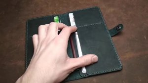 Портмоне из натуральной кожи в изумрудном цвете на 7ь отделений