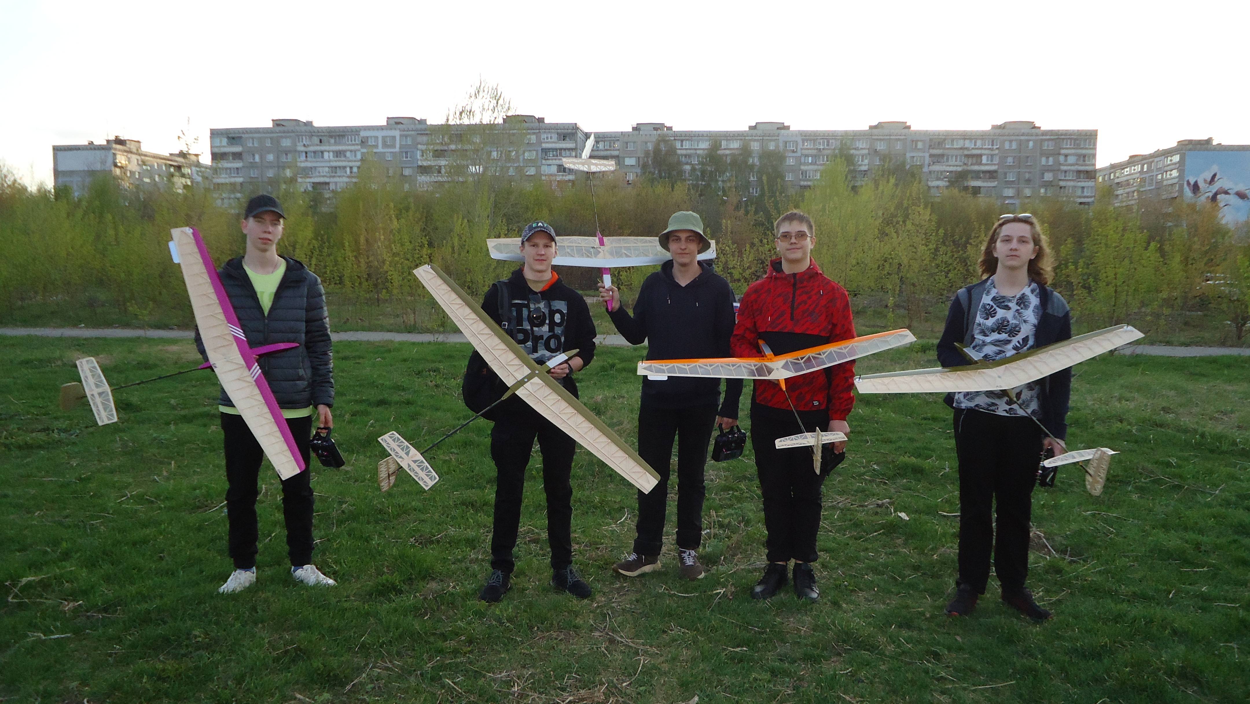 Тренировка команды детского клуба "Юный авиатор" города Нижнего Новгорода. смотреть онлайн