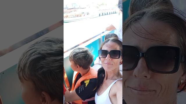 Премьера саундтрека Люди с чистой совестью смотреть онлайн