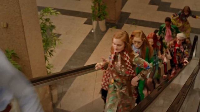 Gucci - SS16 | Designer Spotlight | Ep. 14 смотреть онлайн