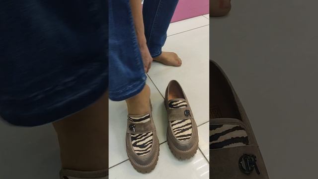 Москва Проспект Вернадского 14 А пав 44./1.Обувь Сити.т. +7 925-146-24-40. смотреть онлайн