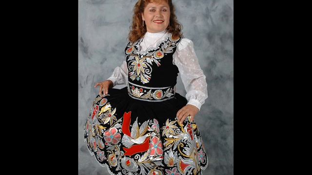 Maximiel Espinoza LA GATA DEL FOLKLOR - Yo soy Bien Huanuqueña смотреть онлайн