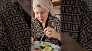 МУКБАНГ. Мой любимый завтрак😋