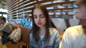 ВЛОГ : ЗАБЕРИ СВОИ КРОССОВКИ ШАПИК САША!