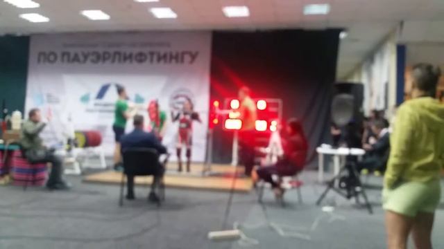 Александра Бруссер Присед 2 попытка Чемпионат СЗФО и Санкт-Петербурга по троеборью смотреть онлайн