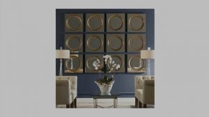 Необычные зеркала в гостиной