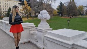 Прогулка по Вене. Австрия.   Austria. Vienna.  Burggarten. Michaelerplatz.