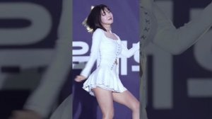 ARIN 아린 OH MY GIRL 오마이걸 DUN DUN DANCE  Full HD