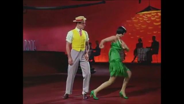 Boogie2Nite Dance Mashup смотреть онлайн