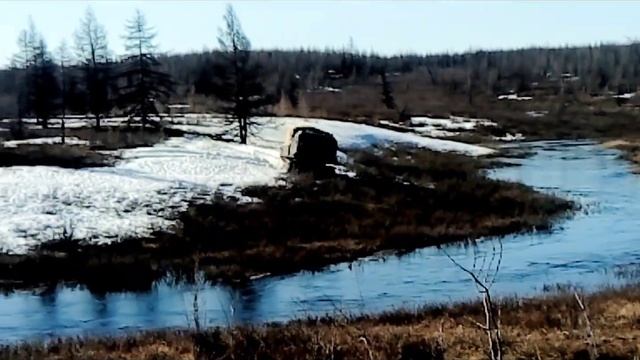 Вездеходы СССР форсируют реки