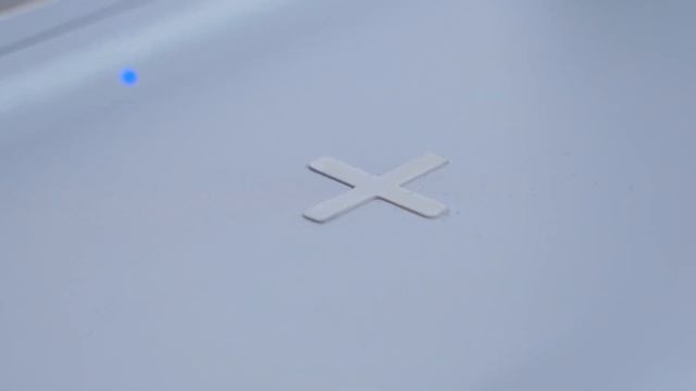 Настольные часы с беспроводной зарядкой Ursa смотреть онлайн