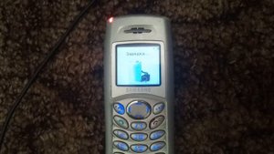 Samsung SGH-C110 Зарядите Батарею, Зарядка/Recharge Battery, Charging