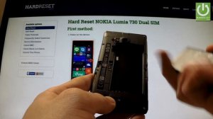 NOKIA Lumia 730 Dual SIM - How to open the Back Cover and remove the Battery