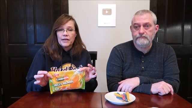 Peeps Filled Ropes & Good Humor Creamsicle Jelly Beans Review смотреть онлайн