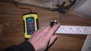 Зарядка QUMO Thunder Optima 6A