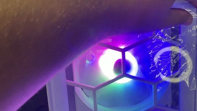 GABINETE GAMER MONTECH X3 GLASS - 6 Fans RGB - White смотреть онлайн