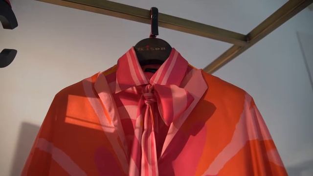 MILAN FASHION WEEK SS2020. PART IV : Ermanno Scervino, Jimmy Choo, Kiton, Giuseppe Zanotti смотреть онлайн