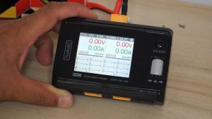 ToolkitRC M6D 500W Dual Battery Smart Lipo Battery Charger