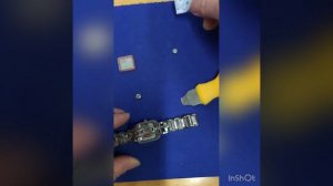 Замена батарейки  в часах TISSOT /Replacing the battery in a watch TISSOT Batteriewechsel Armbanduh