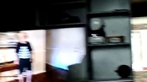 злой Дед разбил телевизор