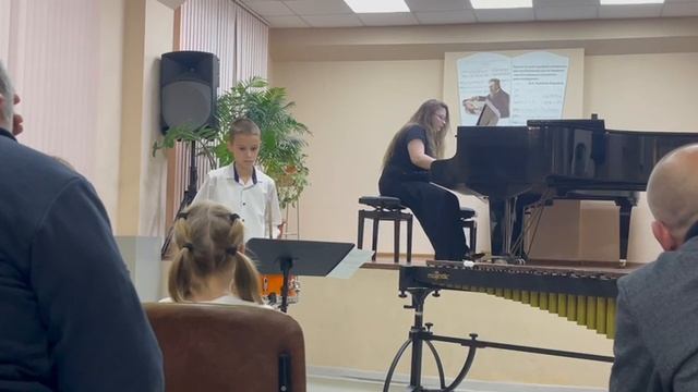 Д. Палиев Этюд для малого барабана 10.mp4 смотреть онлайн