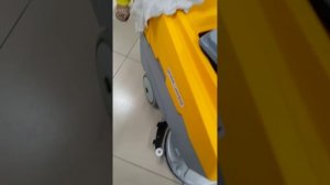 постановка на работу новой поломоечной машине Ghibli fr 15